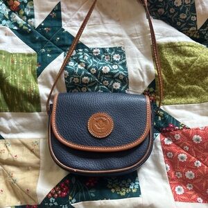 Elegant Navy and Tan Leather Crossbody Bag